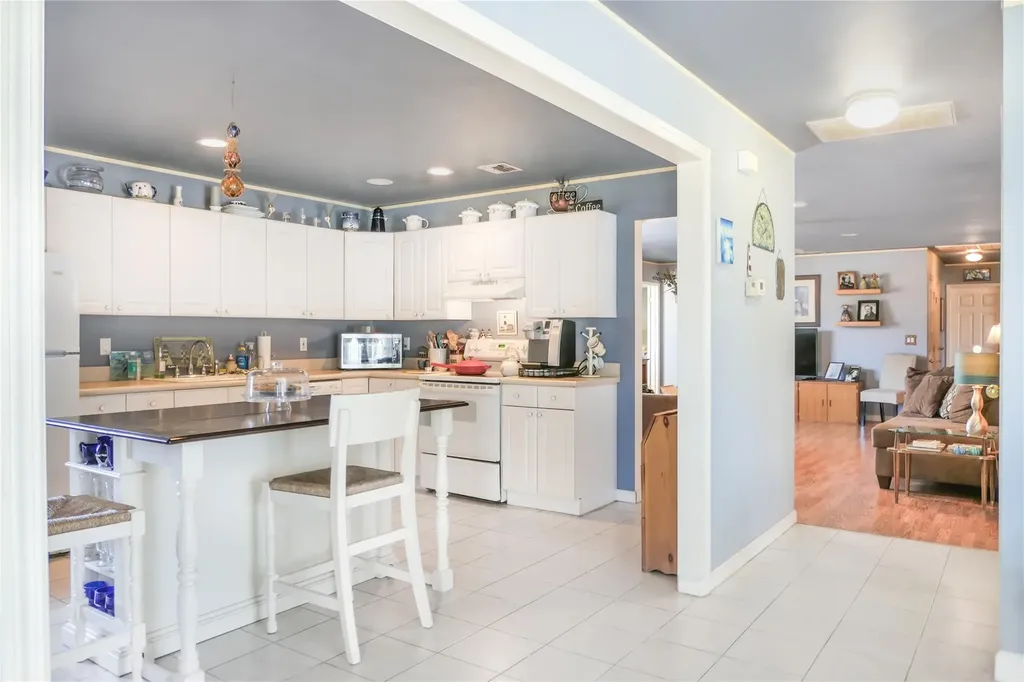 161 Smith Road Ronkonkoma NY 11779