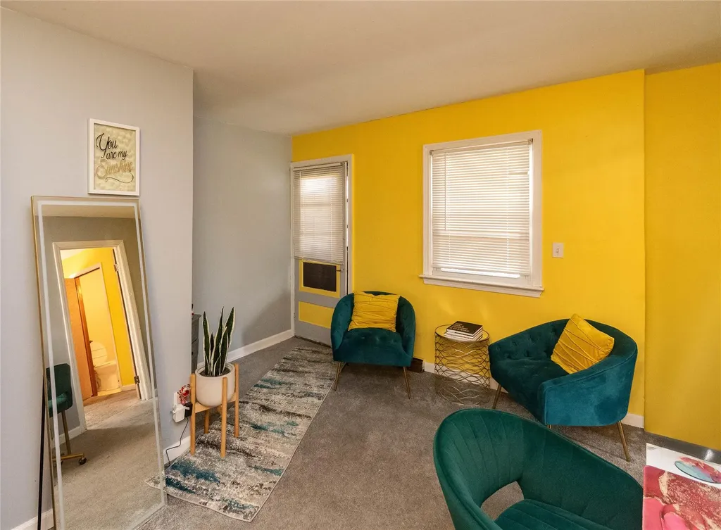 233 Daniher Avenue New Windsor NY 12553