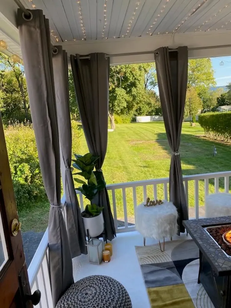 233 Daniher Avenue New Windsor NY 12553