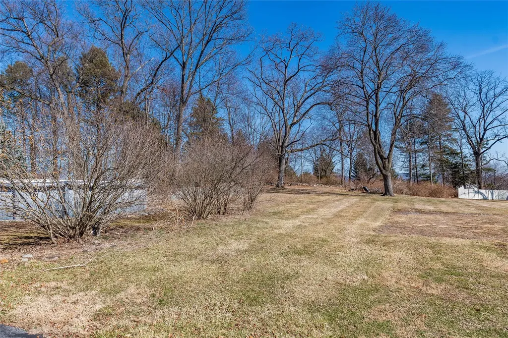 233 Daniher Avenue New Windsor NY 12553