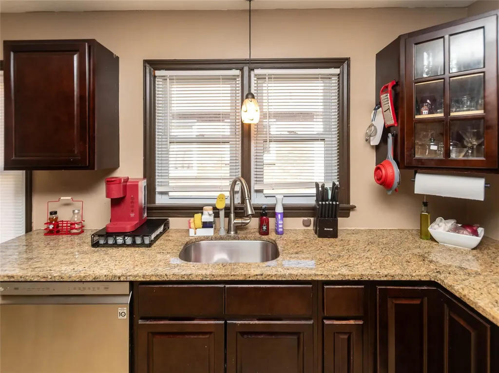 233 Daniher Avenue New Windsor NY 12553