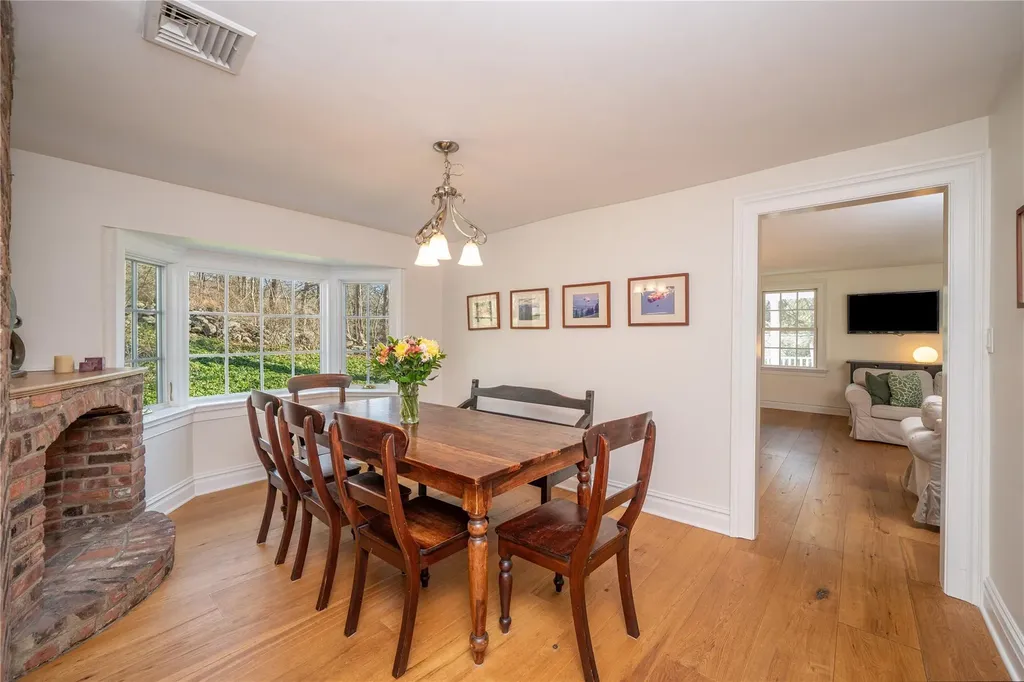 33 Kipp Street Chappaqua NY 10514