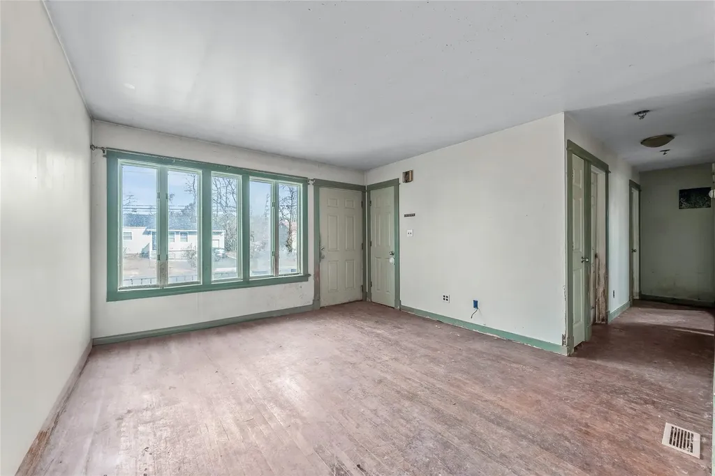 36 Pace Avenue Bellport NY 11713