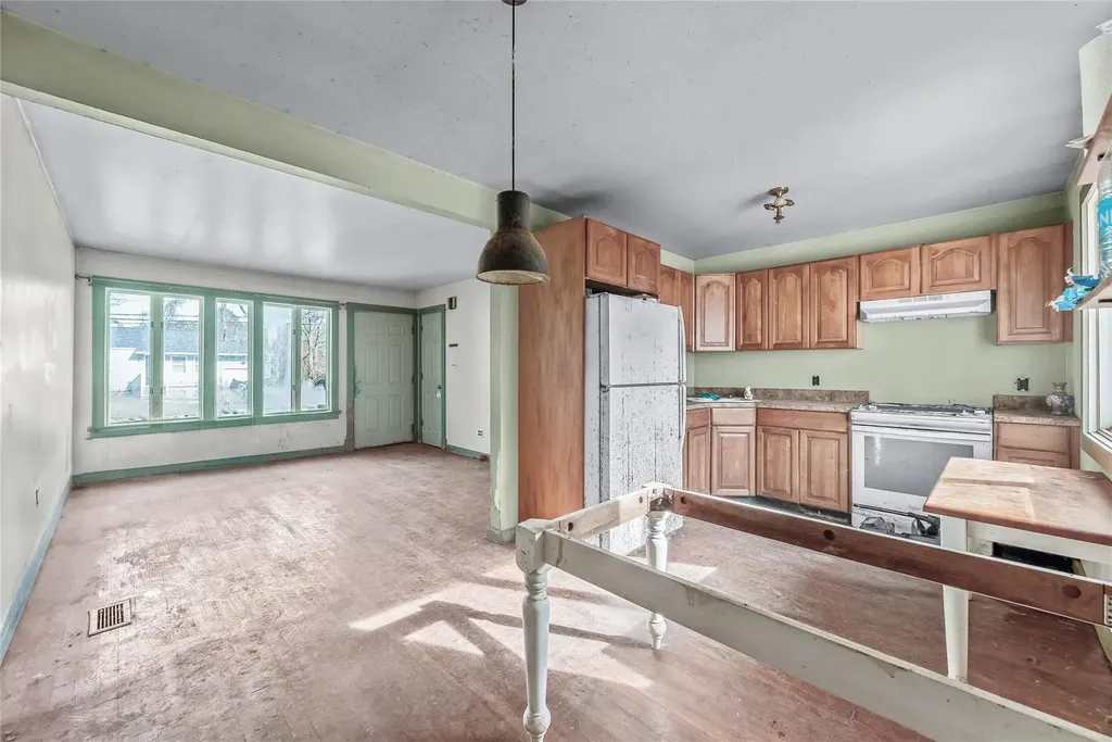 36 Pace Avenue Bellport NY 11713