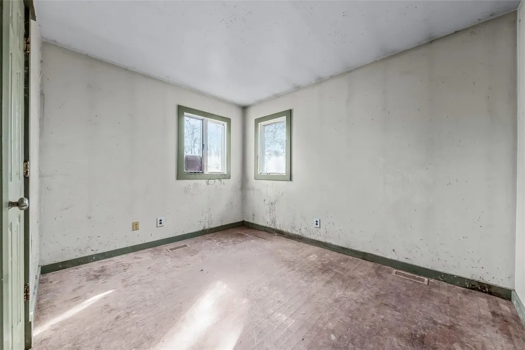 36 Pace Avenue Bellport NY 11713