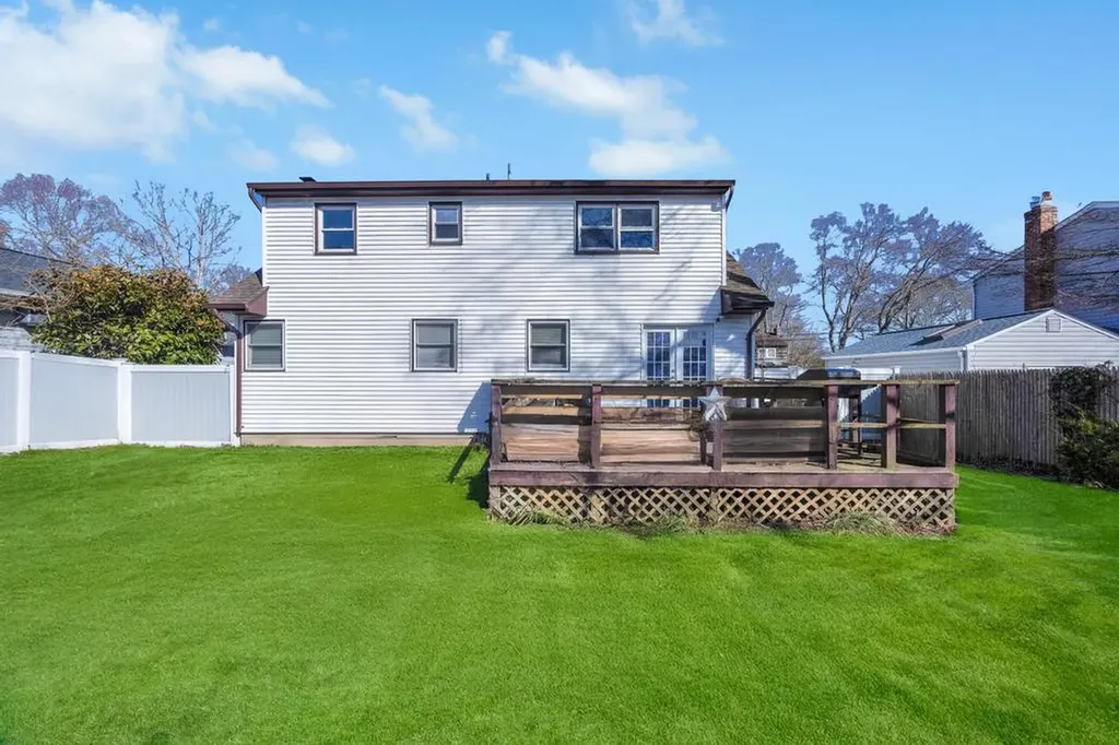 68 Winges Avenue Patchogue NY 11772