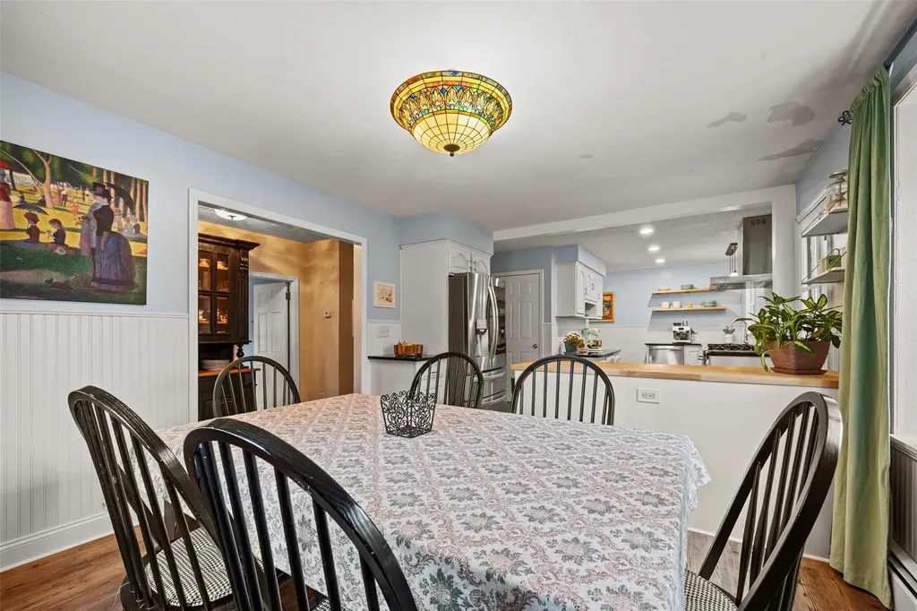 8 Canterbury Lane New Windsor NY 12553