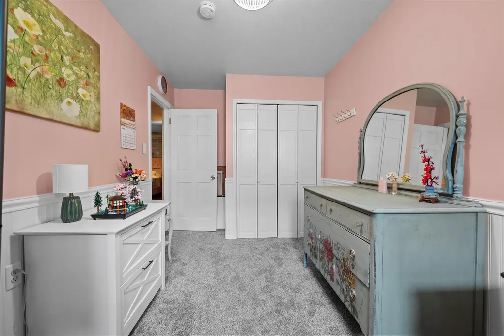 8 Canterbury Lane New Windsor NY 12553