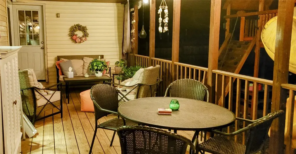 8 Canterbury Lane New Windsor NY 12553