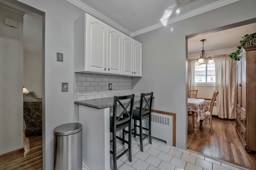 202 Frederick Avenue Babylon NY 11702
