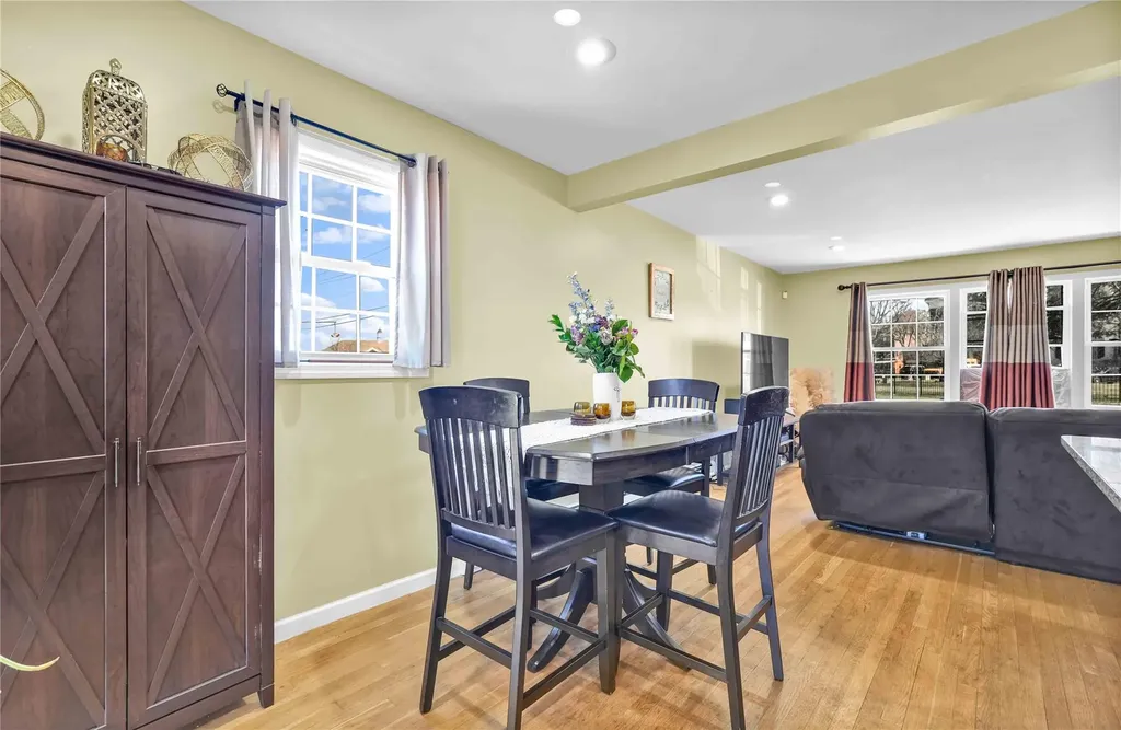 160 3rd Avenue Bay Shore NY 11706
