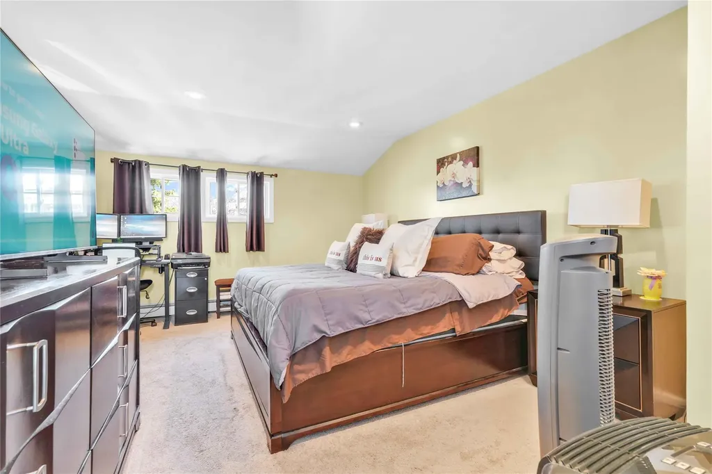 160 3rd Avenue Bay Shore NY 11706