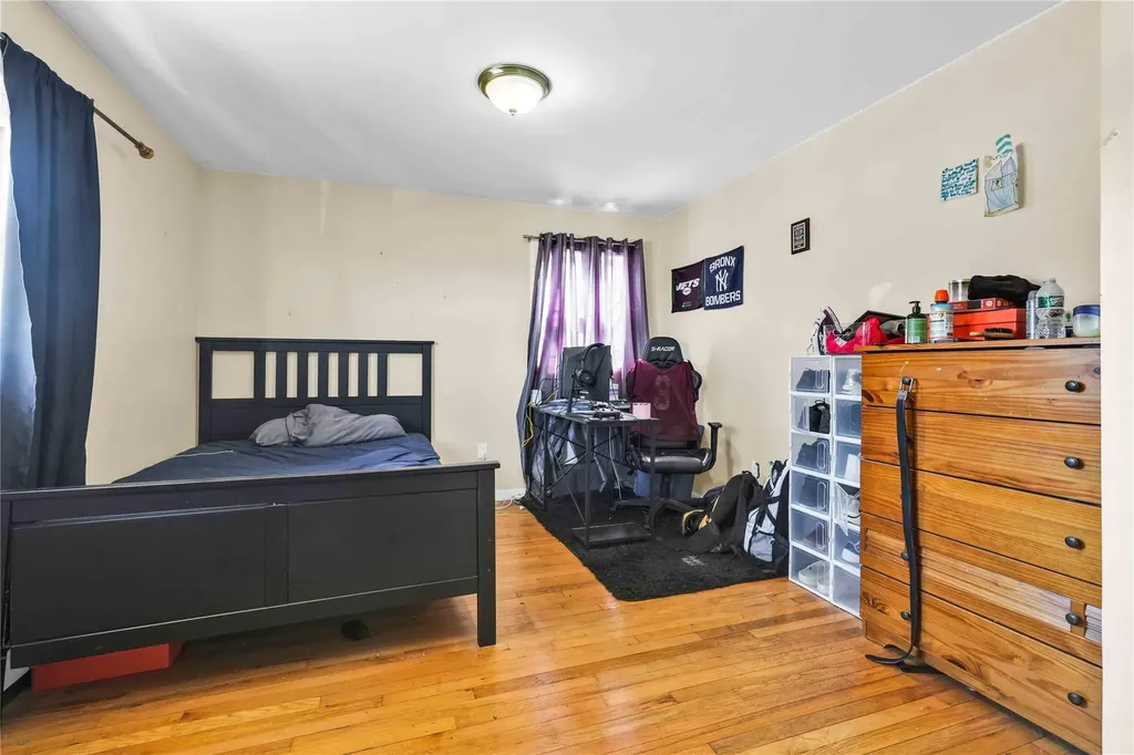 160 3rd Avenue Bay Shore NY 11706