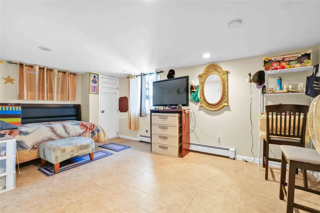 160 3rd Avenue Bay Shore NY 11706