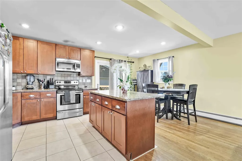 160 3rd Avenue Bay Shore NY 11706
