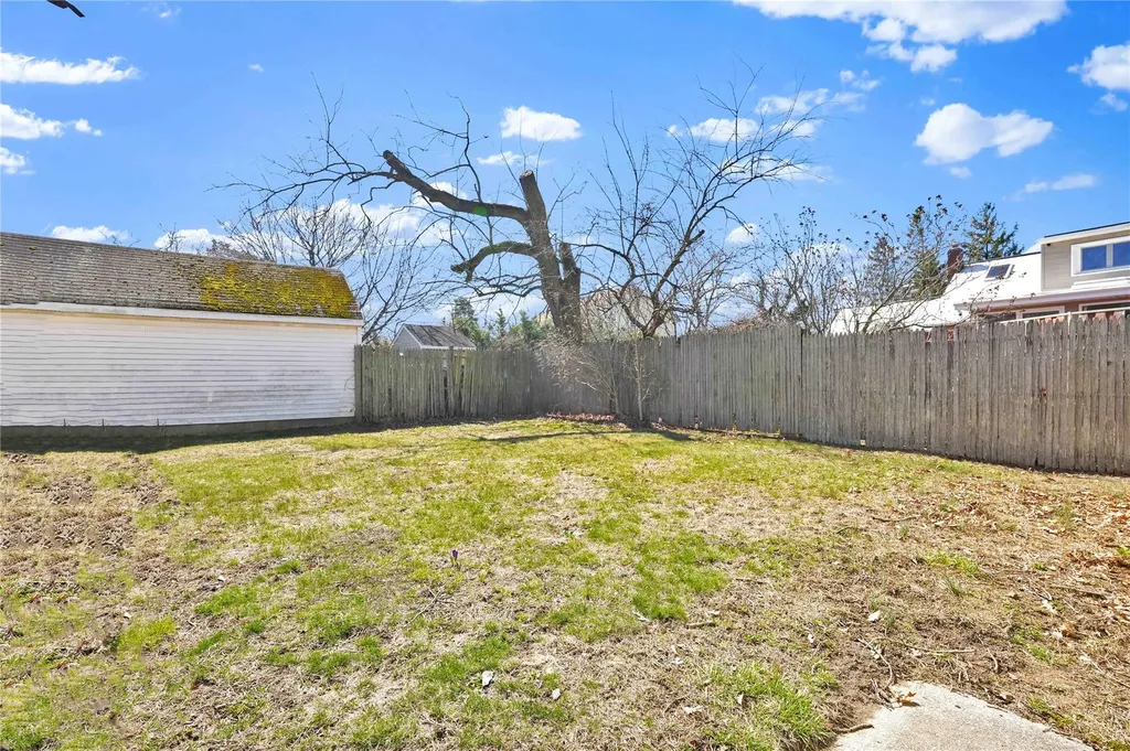 160 3rd Avenue Bay Shore NY 11706