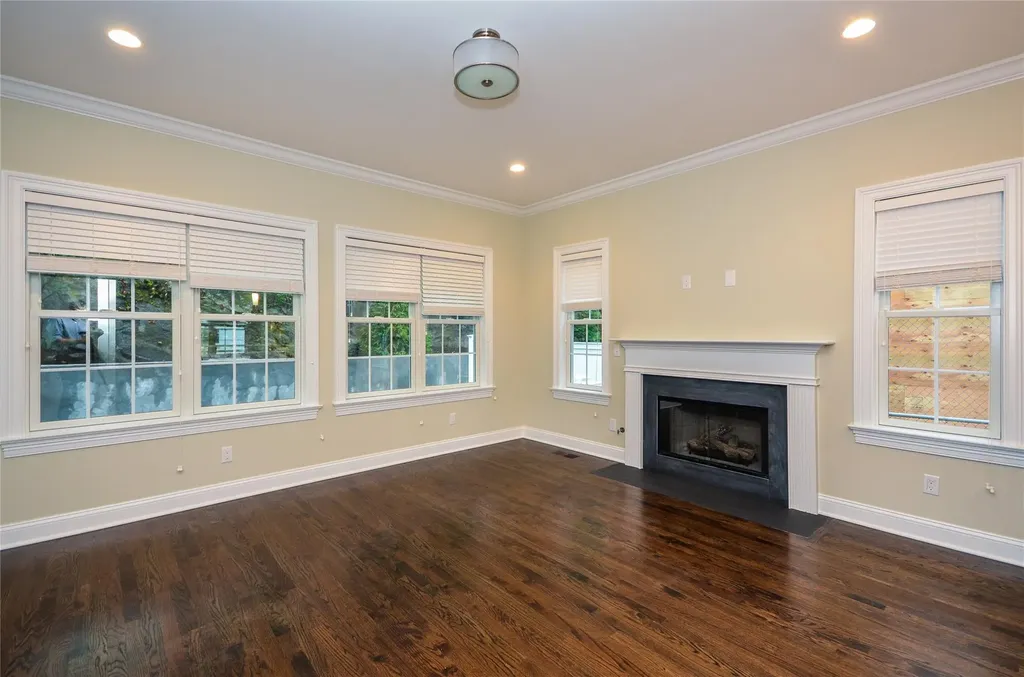 27 Cedar Place Rye NY 10580