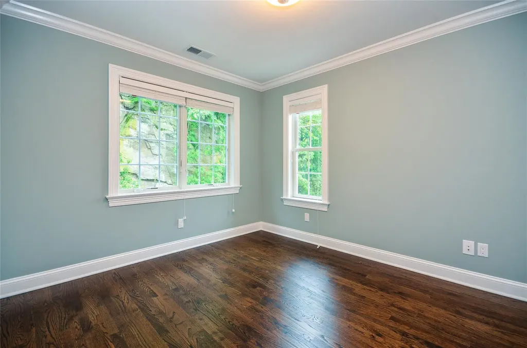 27 Cedar Place Rye NY 10580