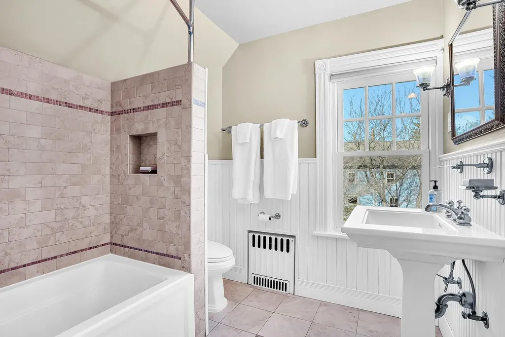 31 Edgewood Avenue Larchmont NY 10538