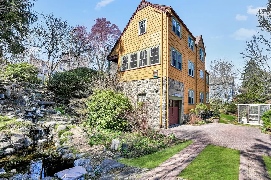 31 Edgewood Avenue Larchmont NY 10538
