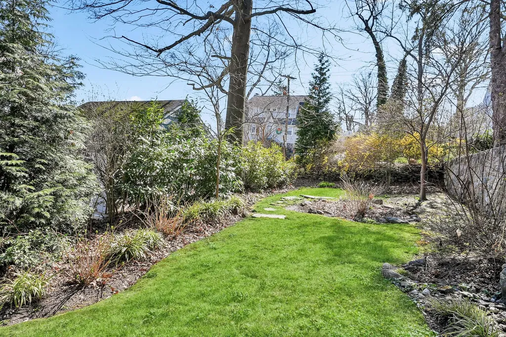 31 Edgewood Avenue Larchmont NY 10538