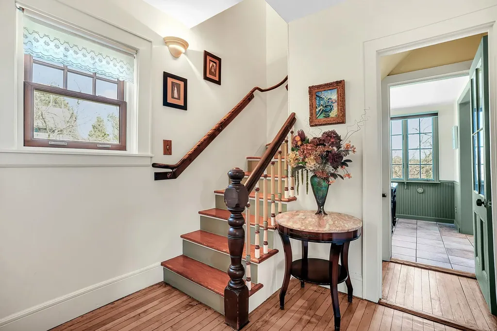 31 Edgewood Avenue Larchmont NY 10538