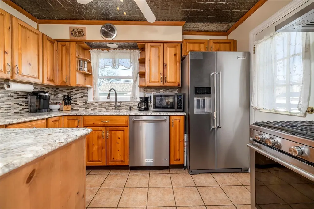 5 Crocus Avenue Merrick NY 11566