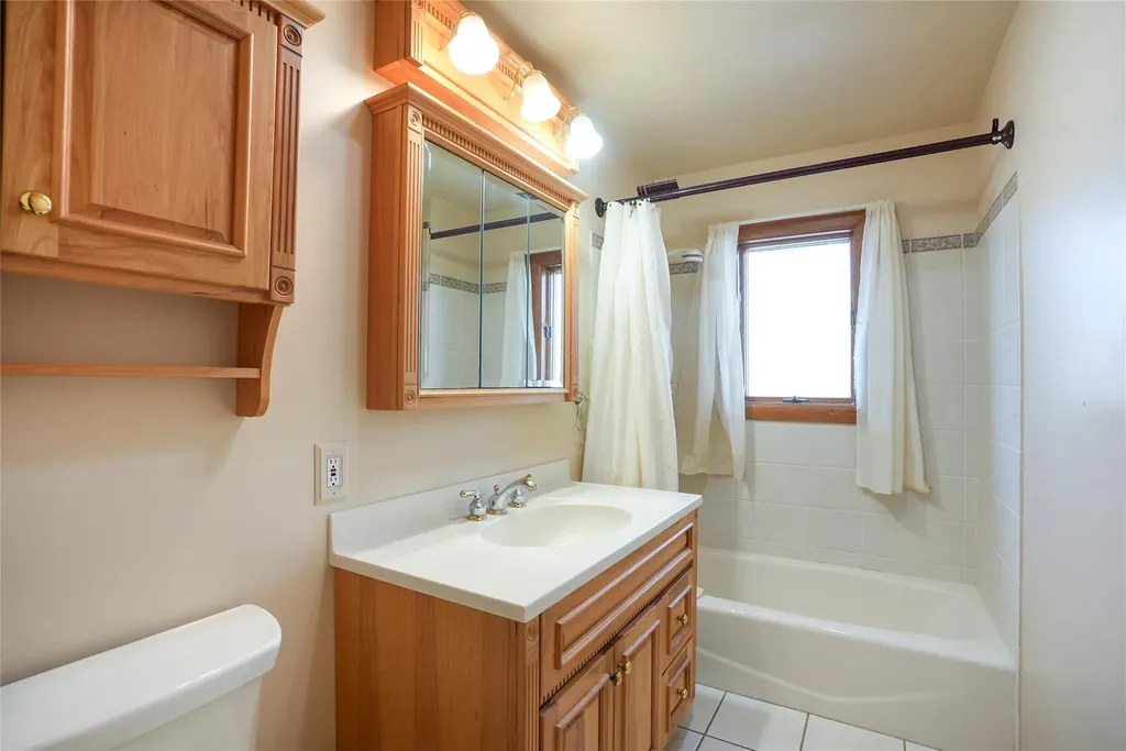 19 Ridge Way Purdys NY 10578
