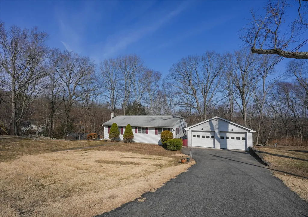 19 Ridge Way Purdys NY 10578