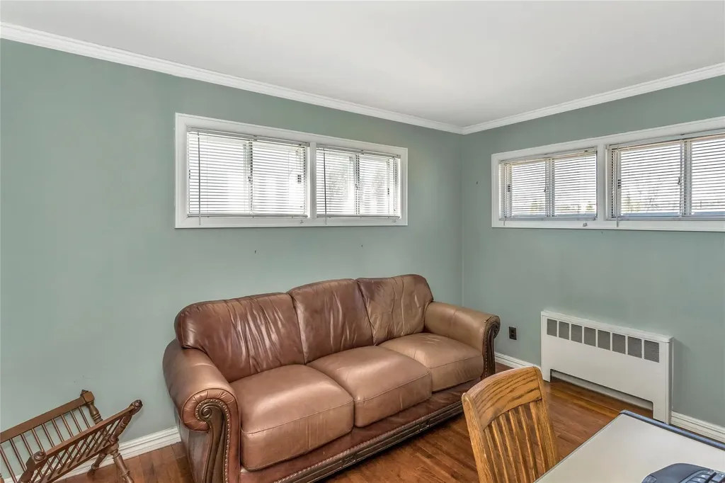 17 Abrew Street Bay Shore NY 11706