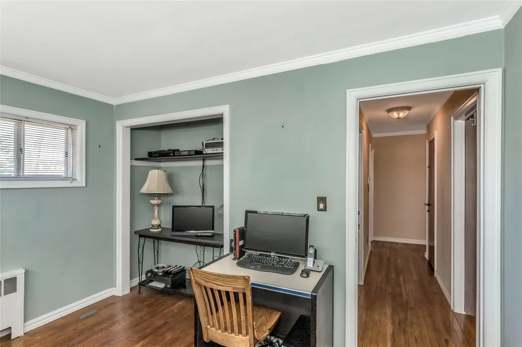 17 Abrew Street Bay Shore NY 11706