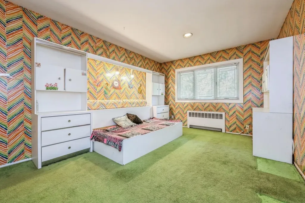 11 Dicks Lane Roslyn Heights NY 11576