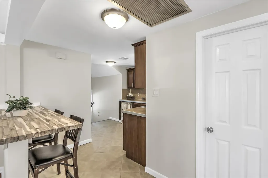 1410 Union Boulevard Bay Shore NY 11706