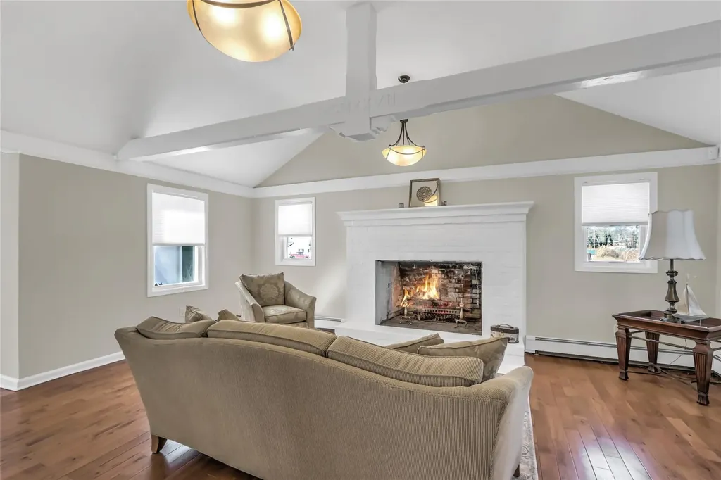 1410 Union Boulevard Bay Shore NY 11706