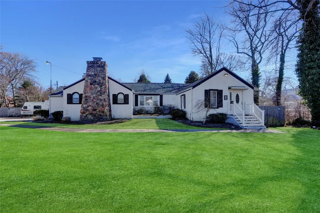 1410 Union Boulevard Bay Shore NY 11706