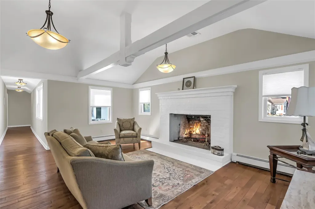 1410 Union Boulevard Bay Shore NY 11706
