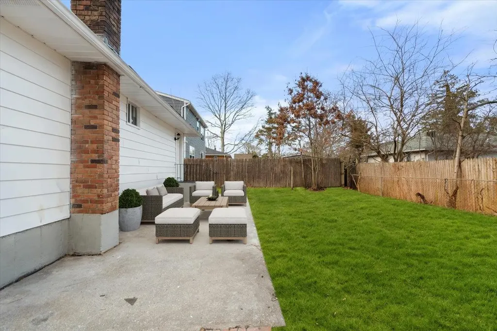 5 Terry Drive Mastic NY 11950