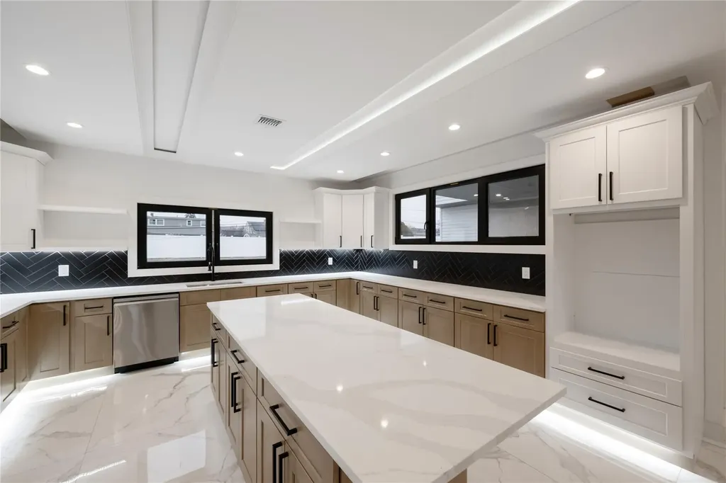 375 Loring Road Levittown NY 11756