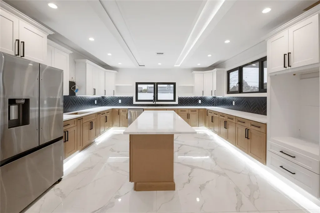 375 Loring Road Levittown NY 11756