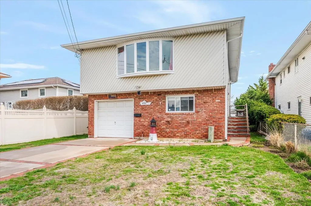 480 Bender Street Oceanside NY 11572
