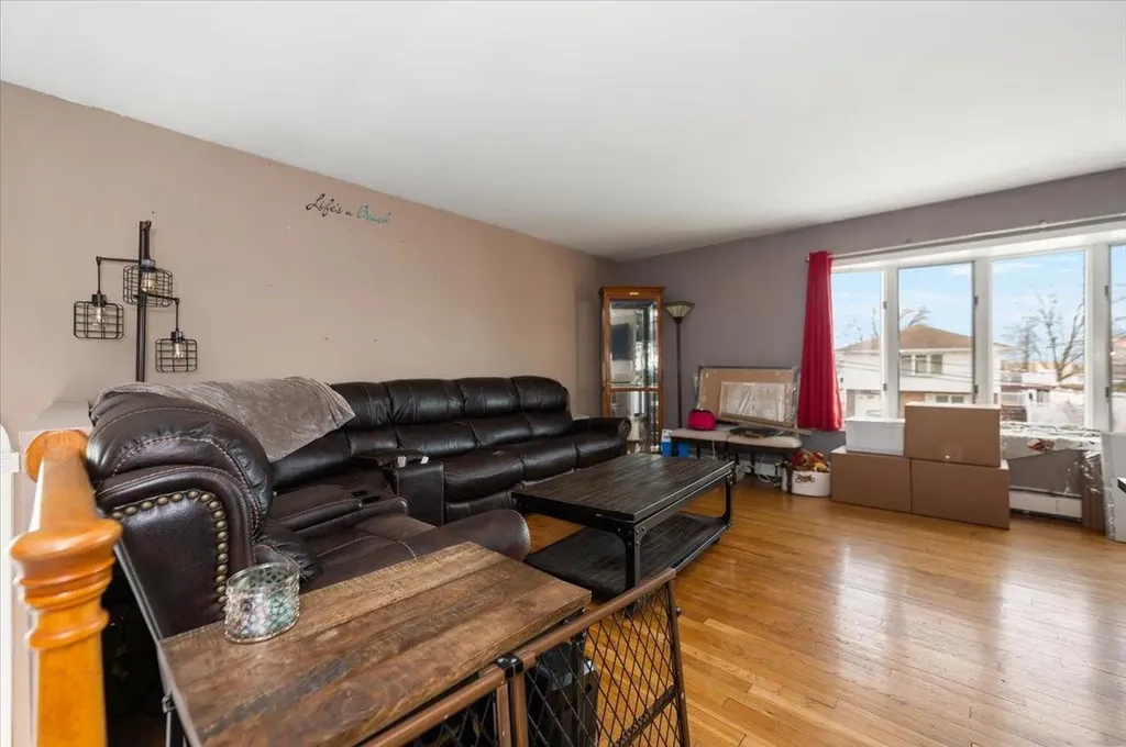 480 Bender Street Oceanside NY 11572