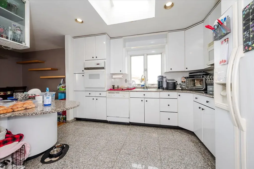 480 Bender Street Oceanside NY 11572