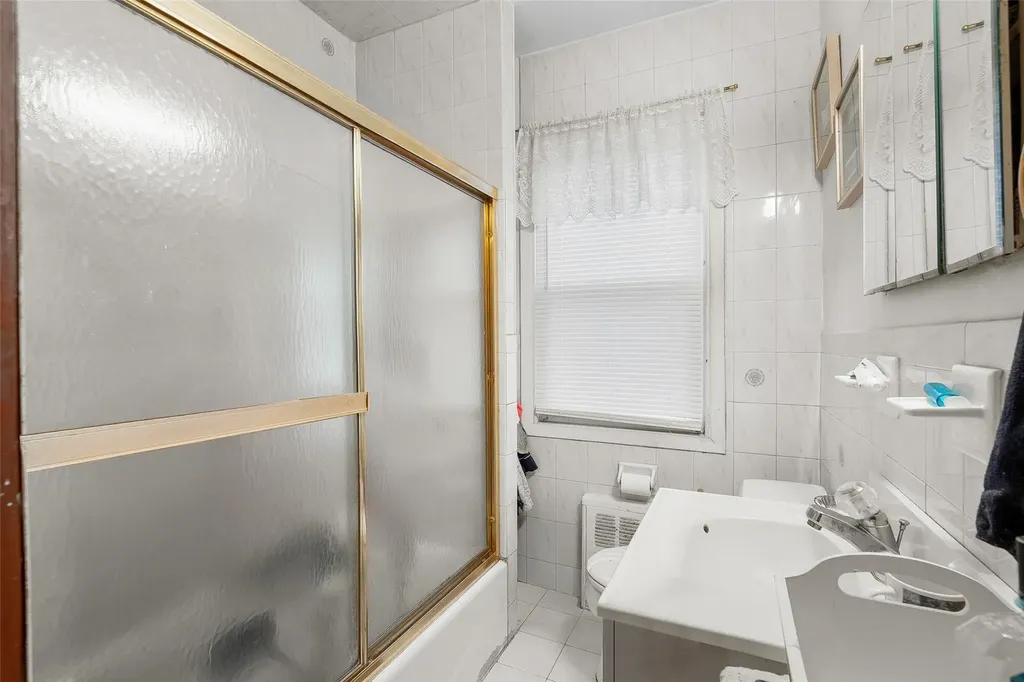 453 Bellevue Avenue Yonkers NY 10703