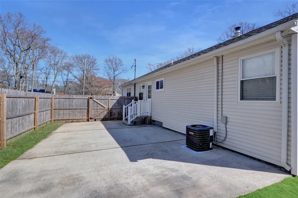 42 Montgomery Avenue Mastic NY 11950