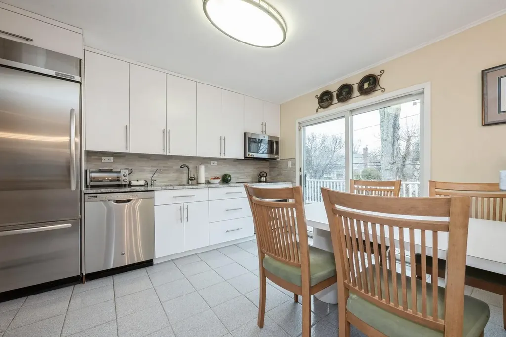 12 Jane Drive Old Bethpage NY 11804
