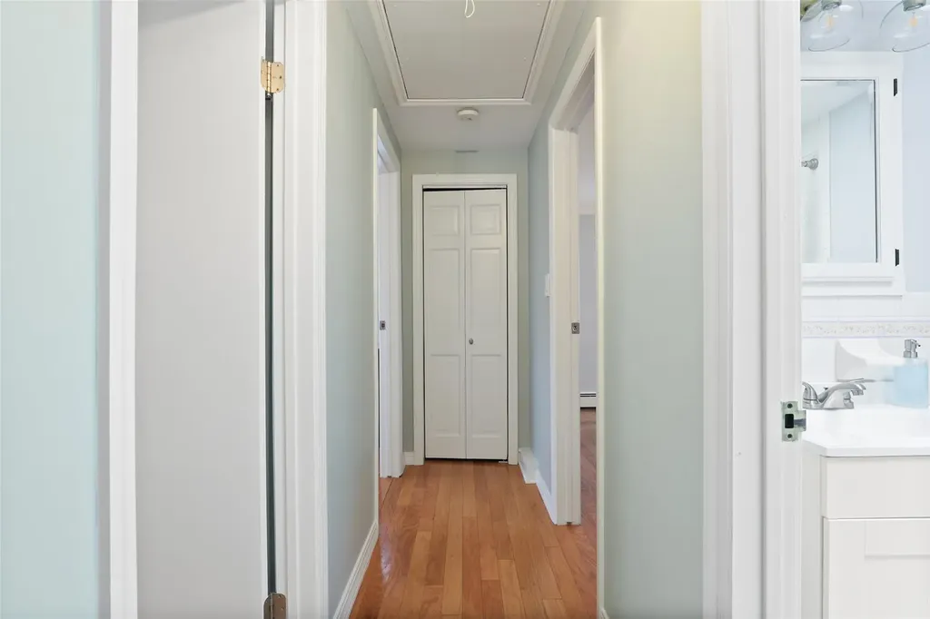 31 Leonard Street Mount Kisco NY 10549