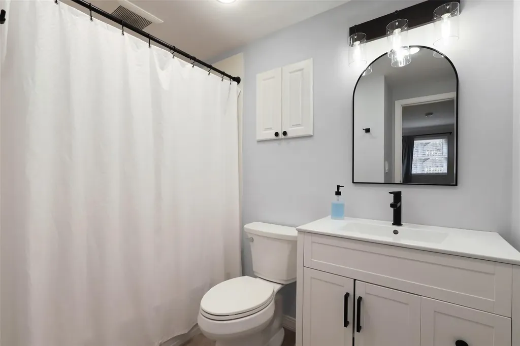 31 Leonard Street Mount Kisco NY 10549