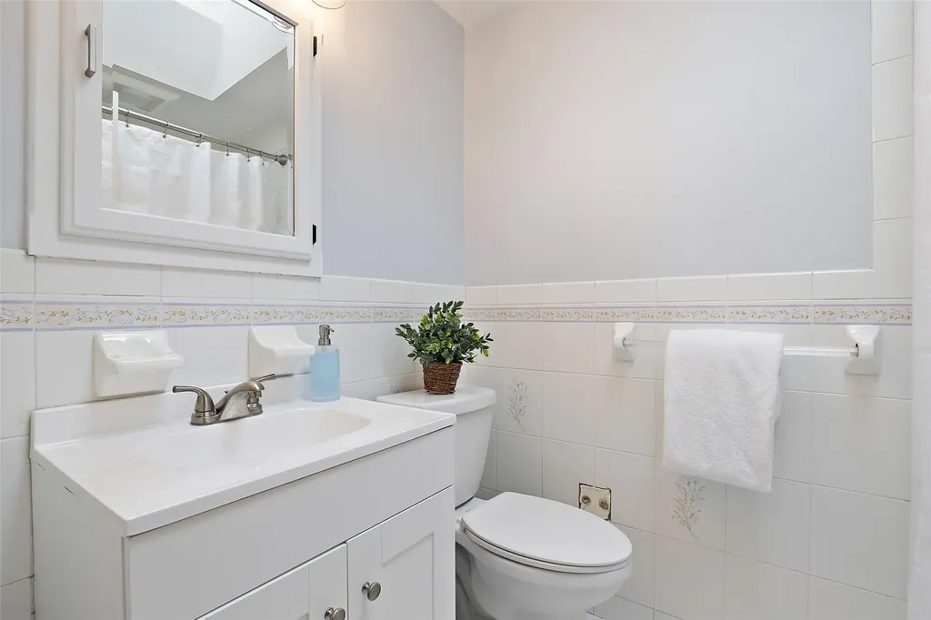 31 Leonard Street Mount Kisco NY 10549