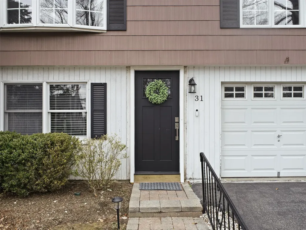 31 Leonard Street Mount Kisco NY 10549
