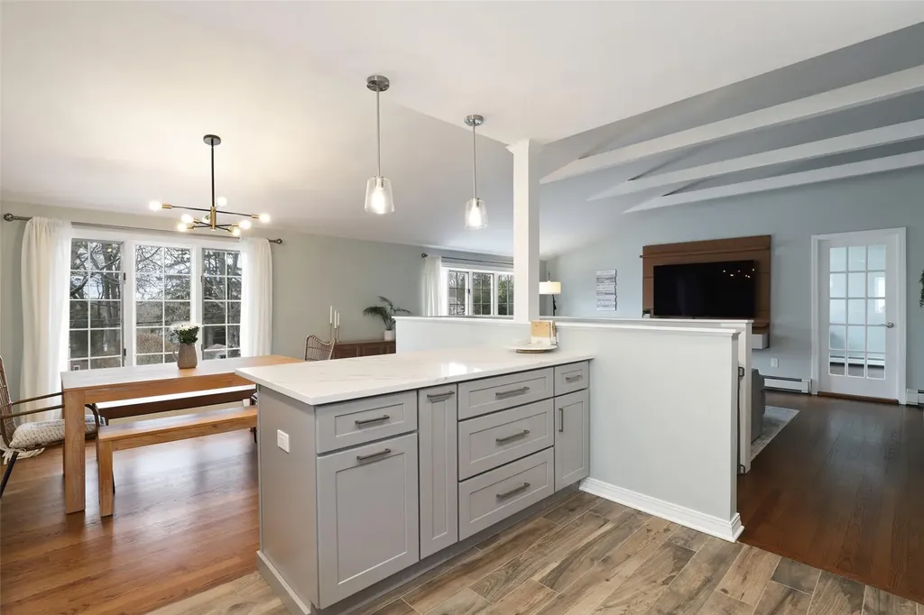 31 Leonard Street Mount Kisco NY 10549